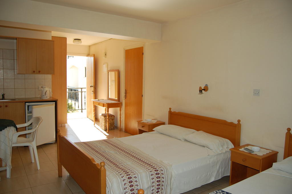 Nicos & Olympia Apartments Polis Rom bilde