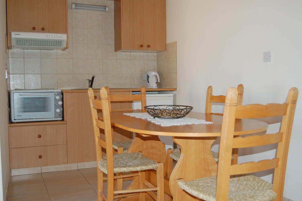 Nicos & Olympia Apartments Polis Rom bilde